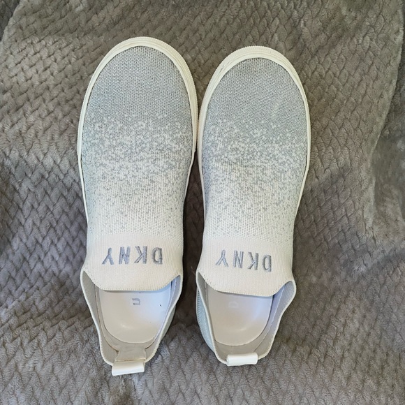 DKNY slip on sparkly sneakers tennis 6 EUC - Picture 2 of 8